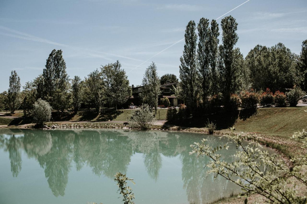 L'Anfora Country Club Bed & Breakfast Basciano Exterior photo